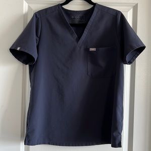 Figs quiet Navy Catarina womens medium scrub top. Excellent condition.